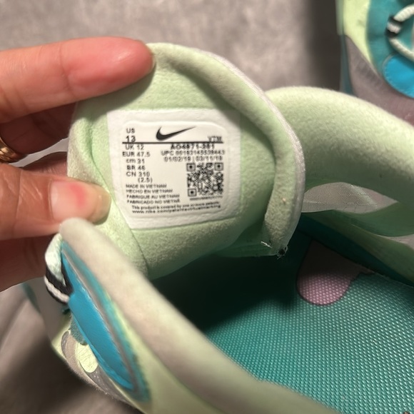 Air Nike react size 13 men - Picture 4 of 6